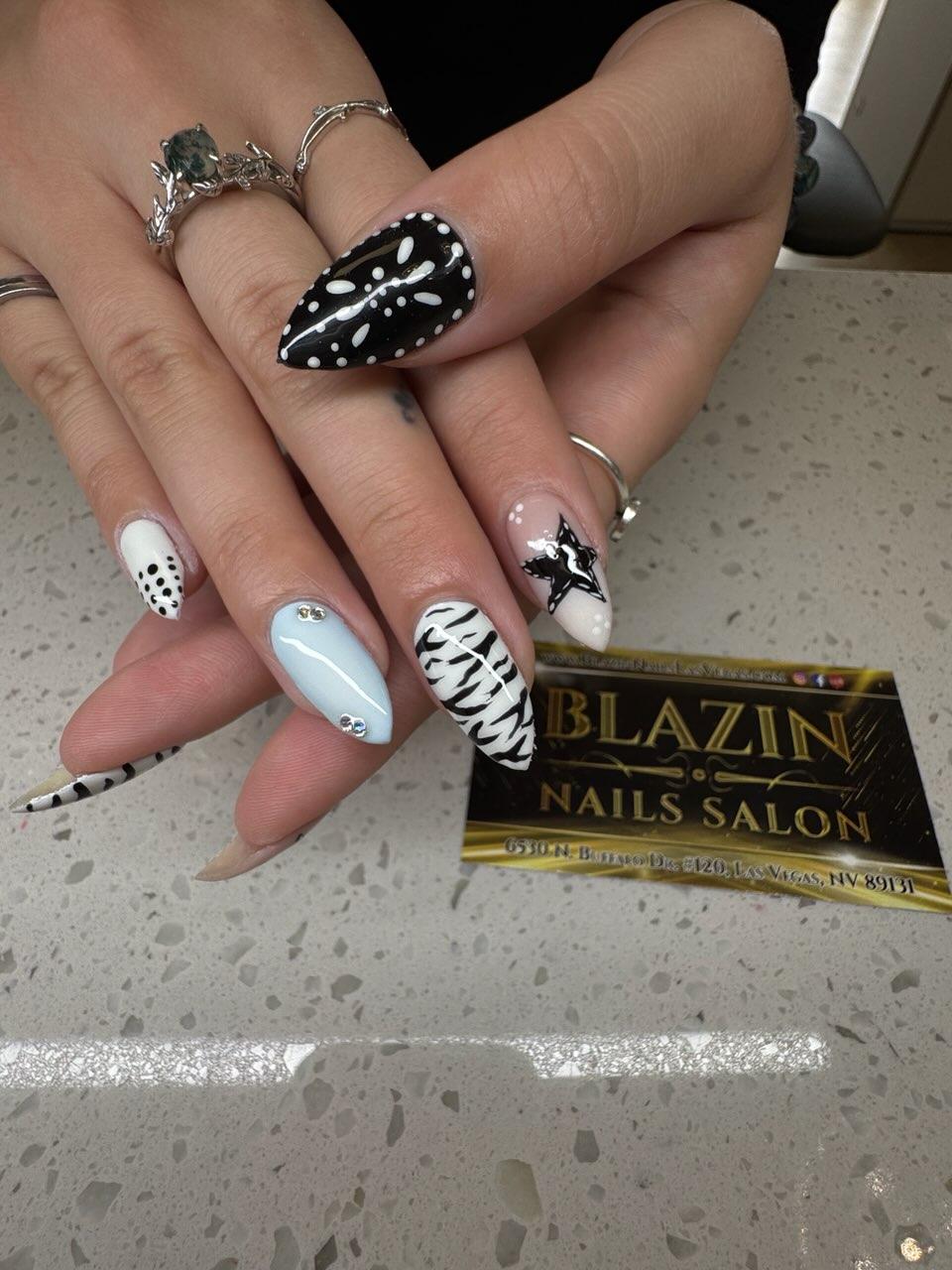 Nail art design March 30